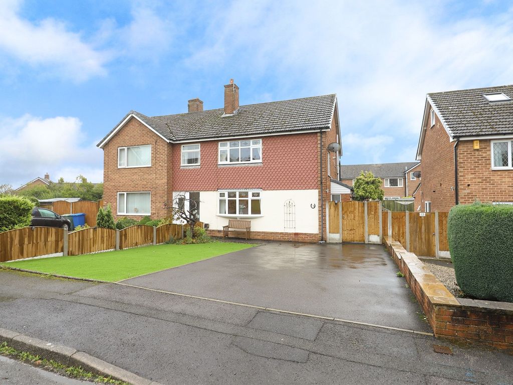 2 bed semidetached house for sale in Blackdown Avenue, Chesterfield