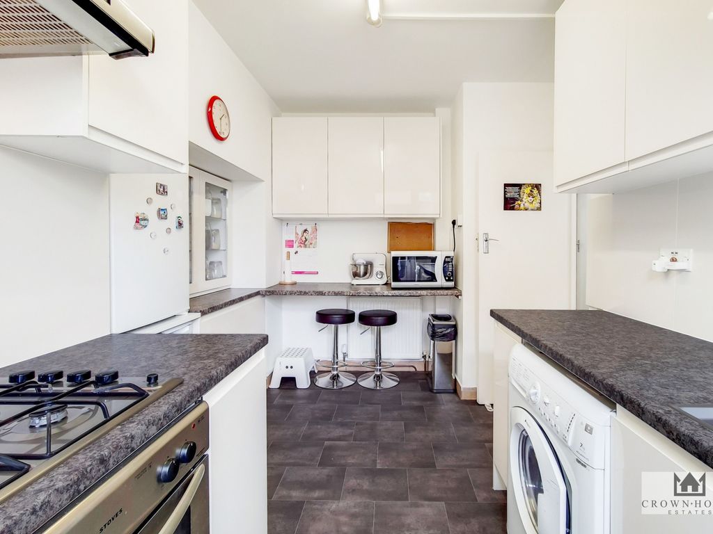 Porch Way, London N20  