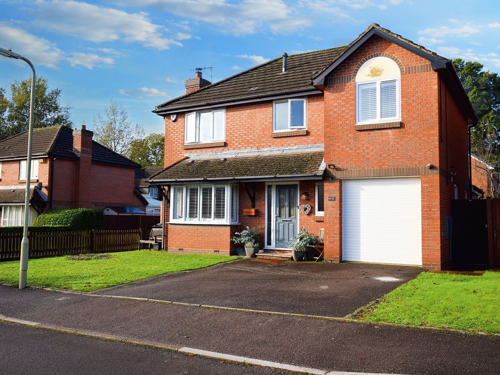 4 bed detached house for sale in Upper Barn Copse, Fair Oak SO50, £