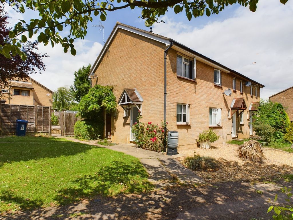 1 bed terraced house for sale in Stonefield, Bar Hill, Cambridge CB23