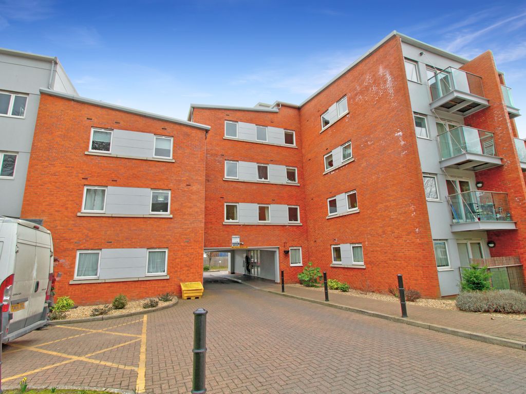 2 bed flat for sale in Fore Hamlet, Ipswich IP3 Zoopla