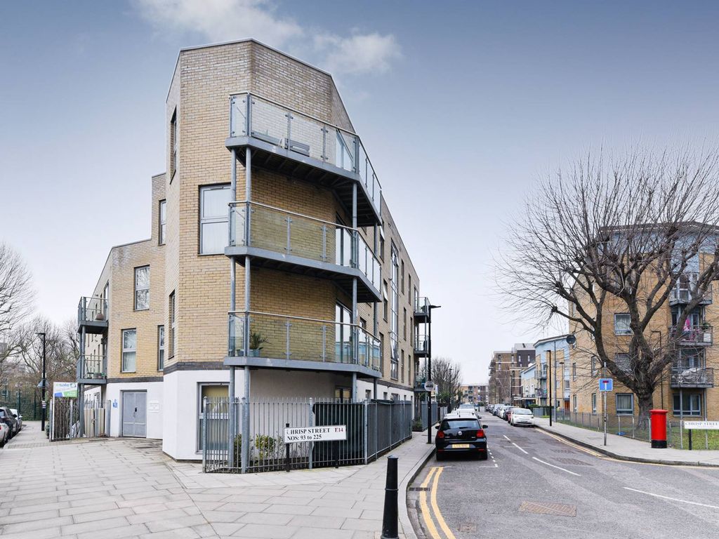 2 bed flat for sale in Ascot House, Poplar, London E14, £475,000 Zoopla