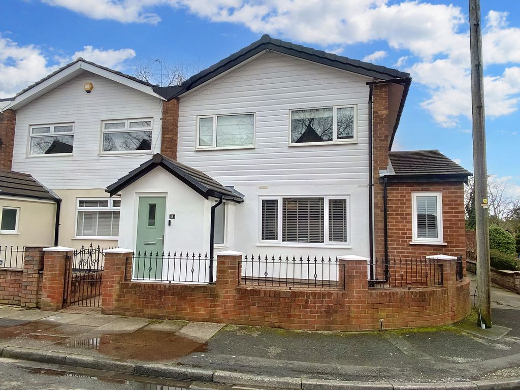 4 bed end terrace house for sale in Harbern Close, Eccles M30 Zoopla