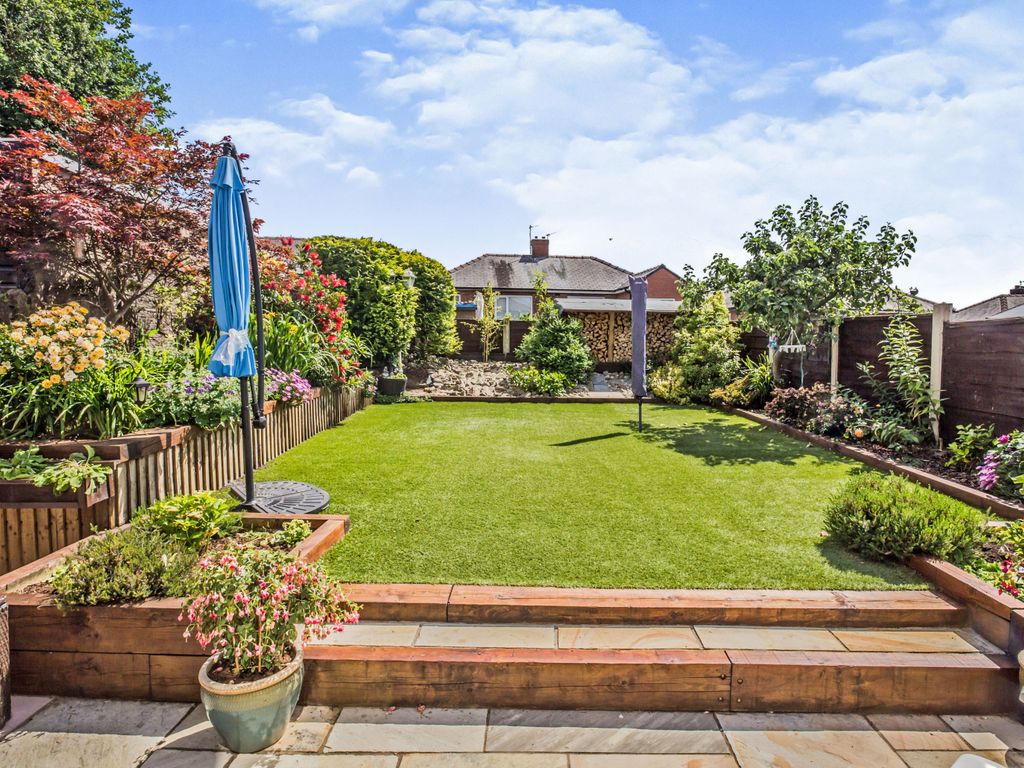 3 bed semidetached house for sale in Burnside Avenue, Salford M6 Zoopla