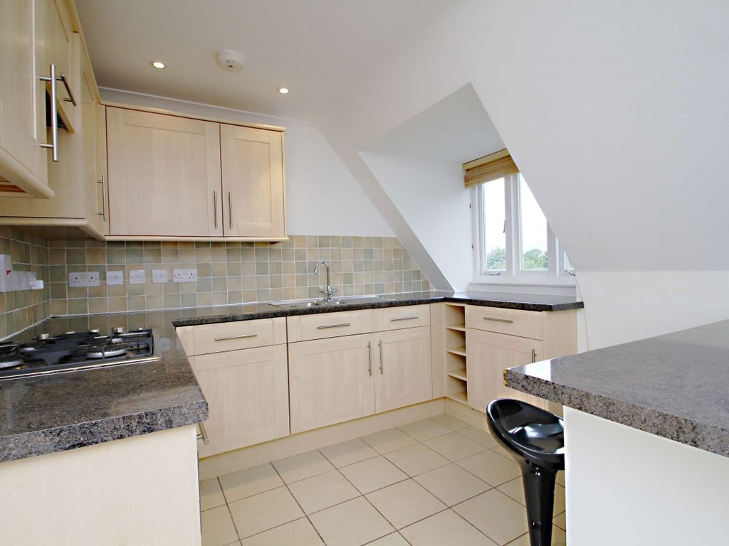 2 bed flat to rent in Oxford Road, Old Marston, Oxford OX3, £1,600 pcm