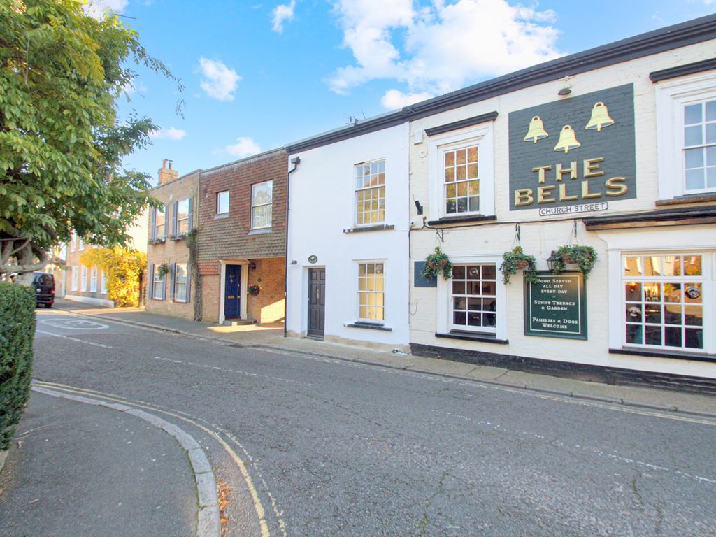 2 bed property for sale in Church Street, StainesUponThames TW18, £