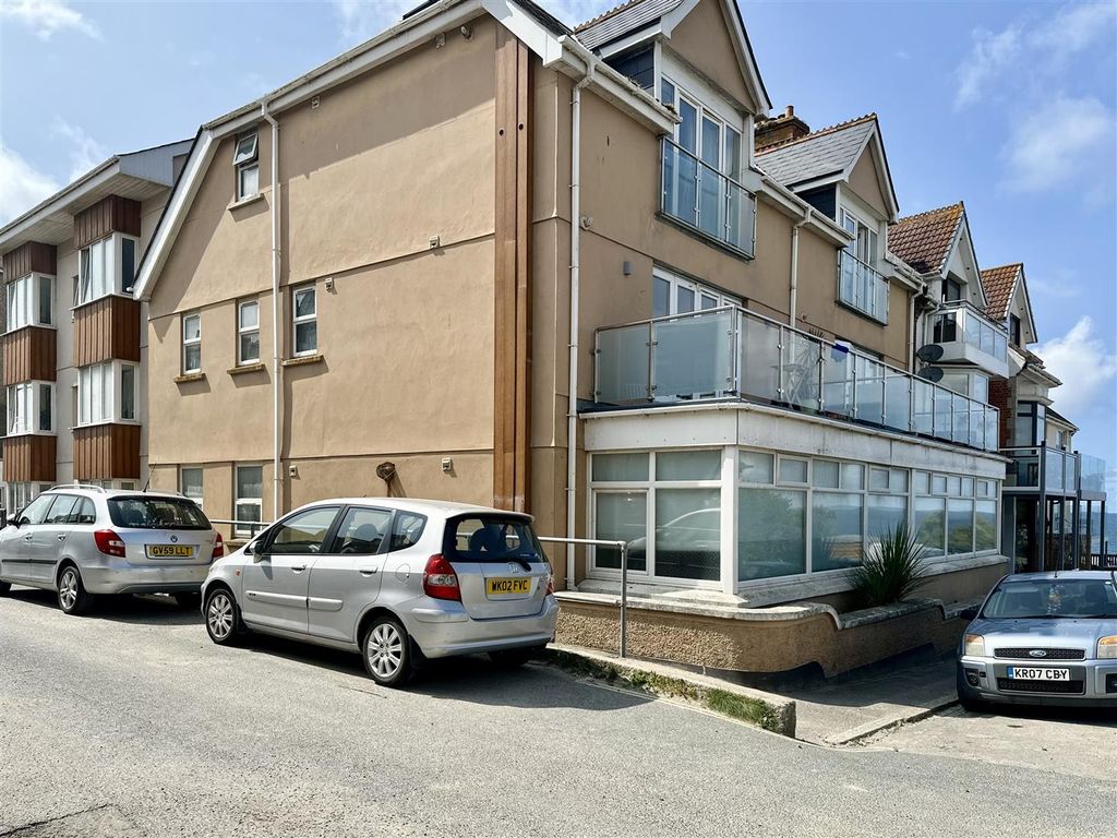 1 bed flat to rent in Seapoint, Trebarwith Crescent, Newquay TR7 Zoopla