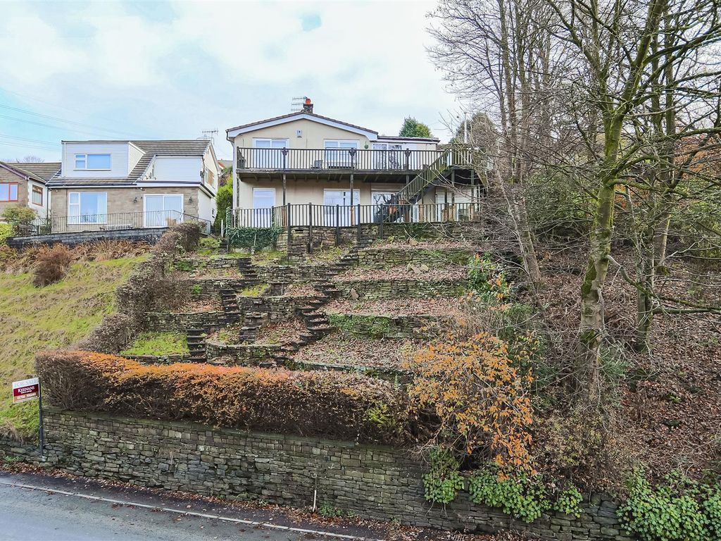 4 bed detached house for sale in Tonacliffe Road, Whitworth, Rochdale