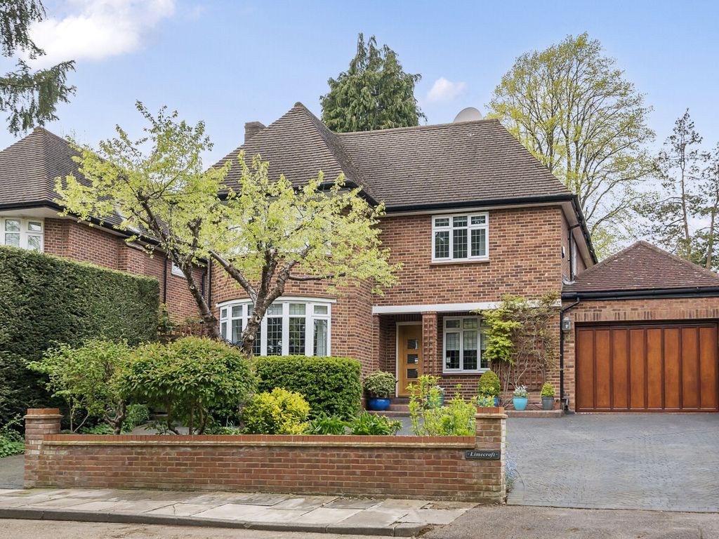 4 bed detached house for sale in Road, Arkley EN5, £1,500,000