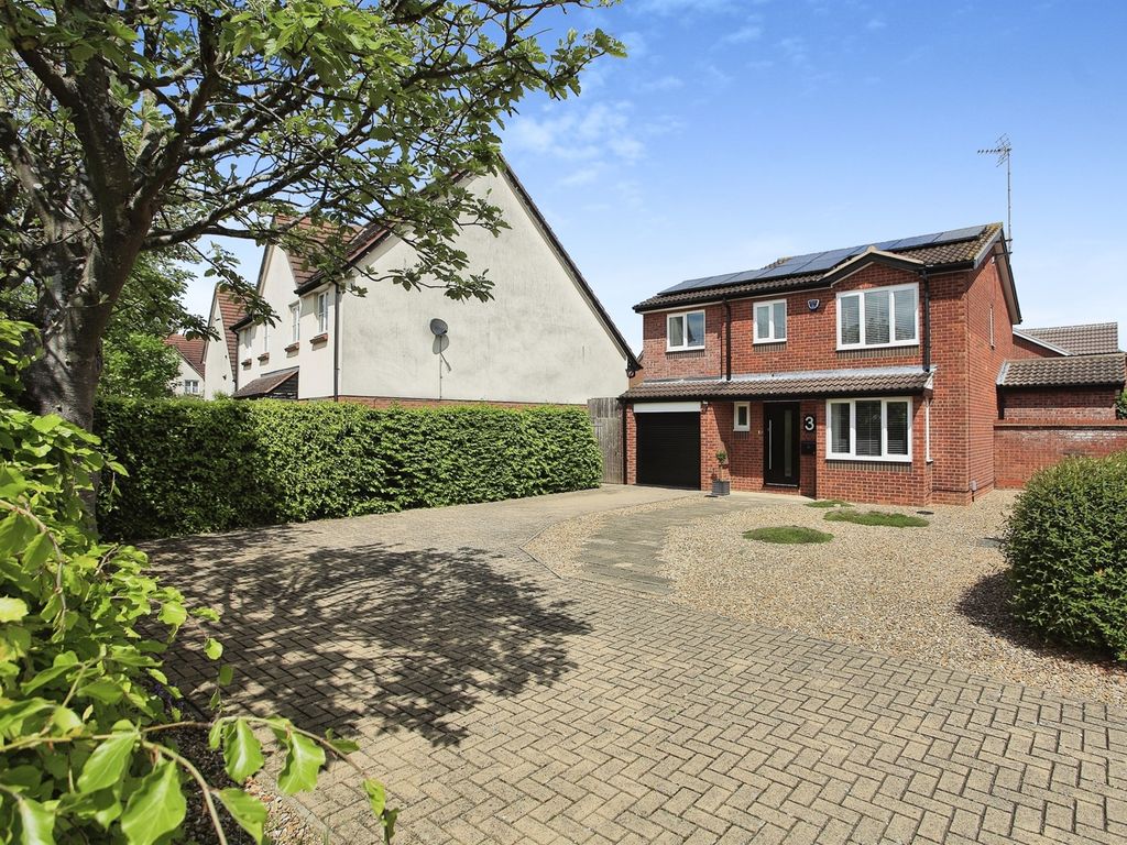 3 bed detached house for sale in Barbers Hill, Werrington, Peterborough
