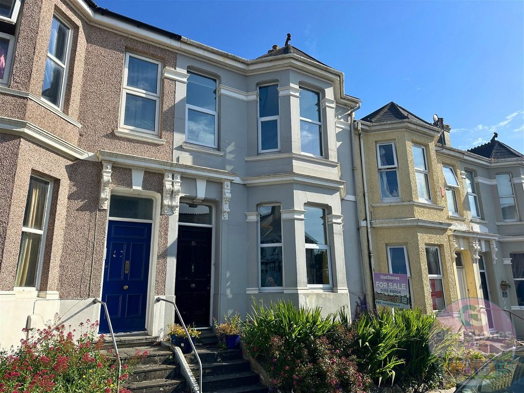 4 bed terraced house for sale in Rosslyn Park Road, Peverell, Plymouth