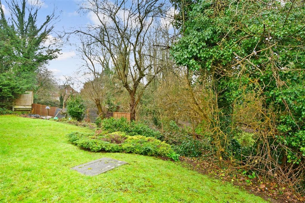 Studio for sale in Willow Rise, Downswood, Maidstone, Kent ME15 Zoopla