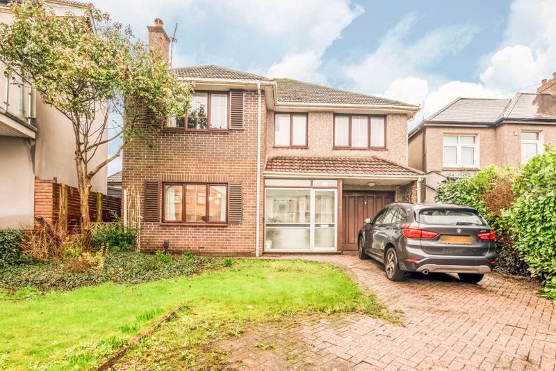 4 bed detached house for sale in Christchurch Road, Newport NP19, £