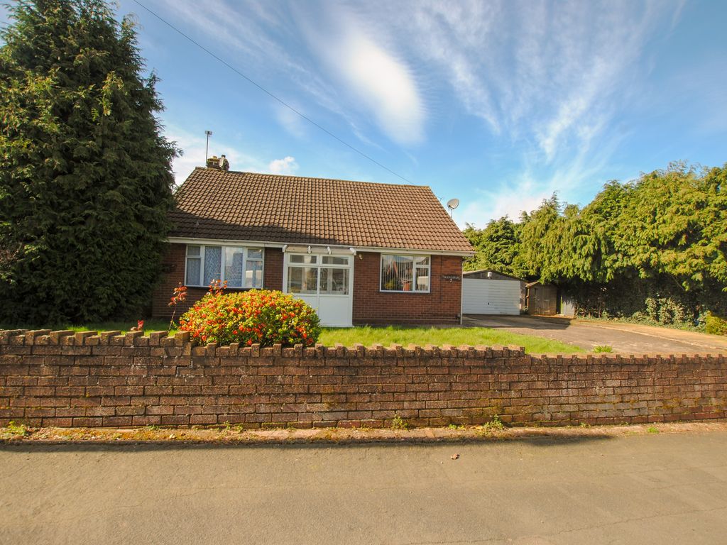 3 bed detached bungalow for sale in Bradley Road, Donnington Wood