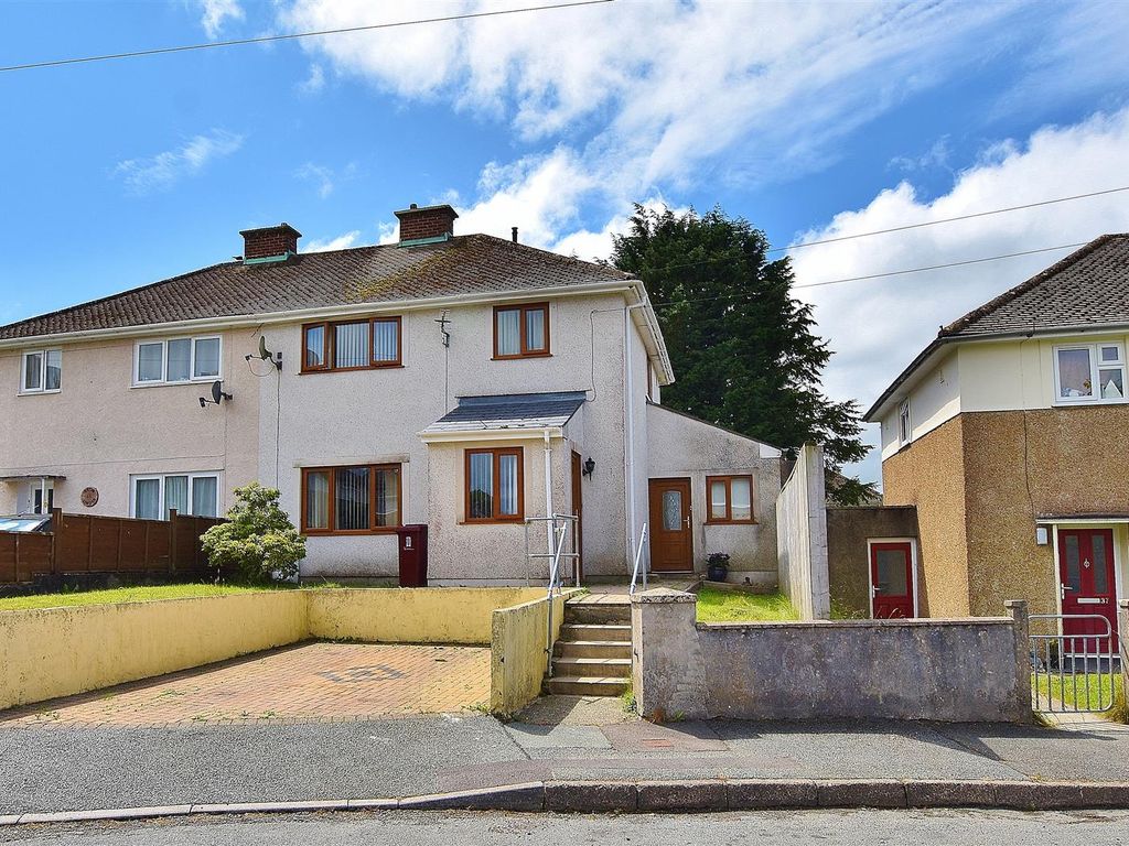 3 bed semidetached house for sale in Haroldston Close, Merlins Bridge