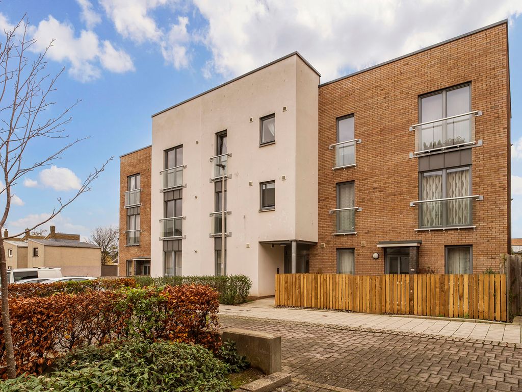 3/6 Fala Place, Edinburgh EH16  