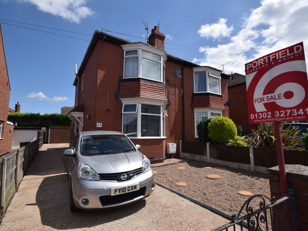 3 bed semidetached house for sale in Boundary Avenue, Wheatley Hills