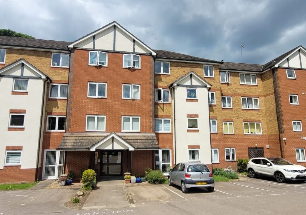 1 bed flat for sale in Old Bedford Road, Luton LU2, £115,000 Zoopla