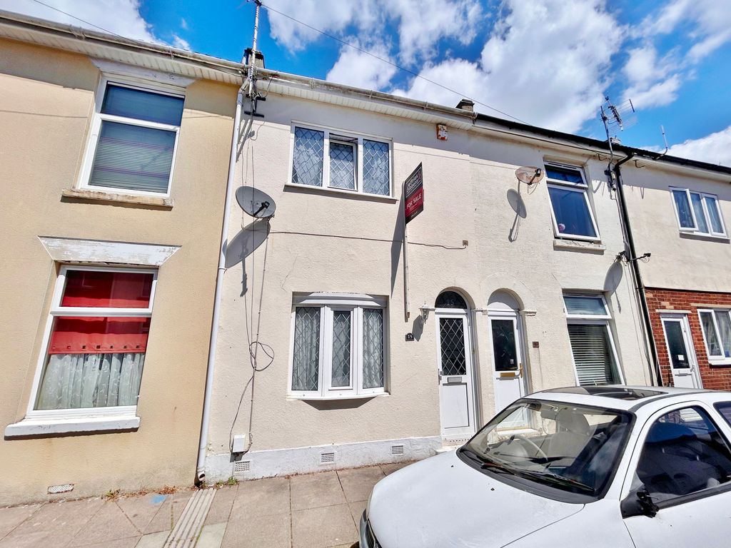 2 bed terraced house for sale in Hampshire Street, Portsmouth PO1, £