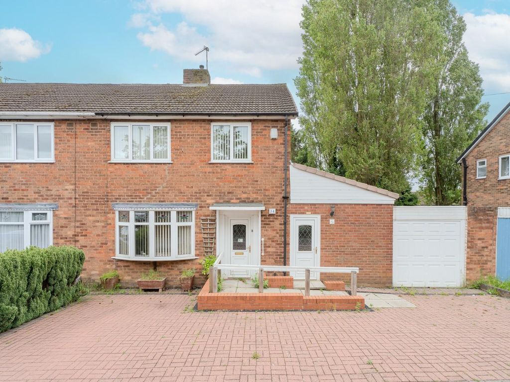 3 bed semidetached house for sale in Sycamore Green, Dudley DY1, £