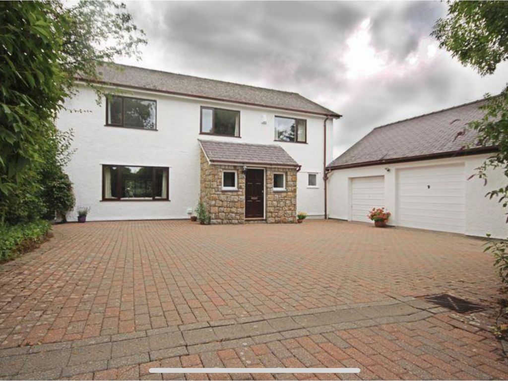 5 bed detached house for sale in Rhoscefnhir, Pentraeth LL75, £500,000 Zoopla
