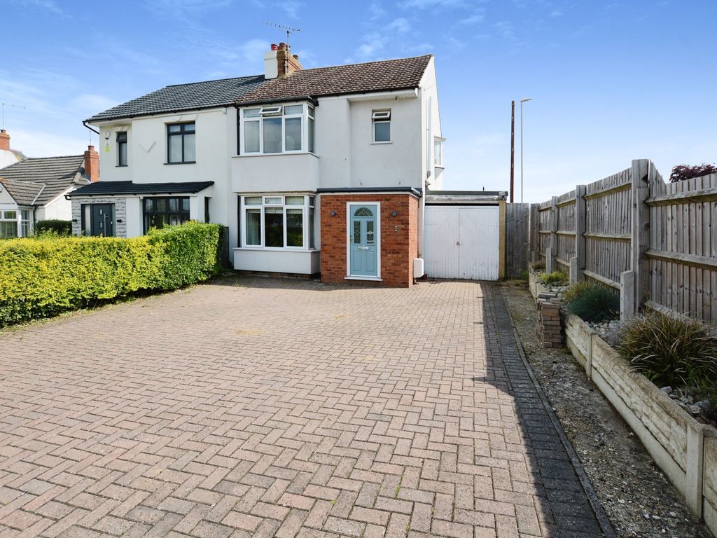 3 bed semidetached house for sale in Main Road, Duston, Northampton