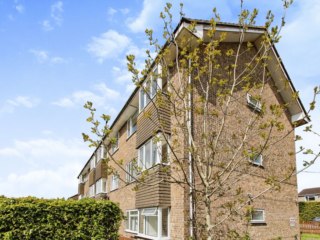 2 bed flat for sale in Bickley Court, Shaftesbury SP7 Zoopla