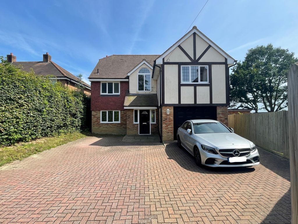 6 bed property to rent in Kiln Close, Hellingly, Hailsham BN27 Zoopla