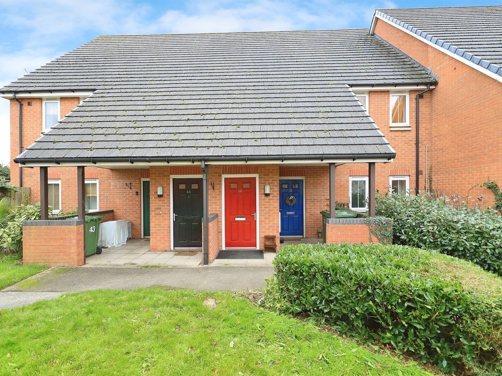 2 bed flat for sale in Martley Road, StourportOnSevern DY13, £140,000 Zoopla