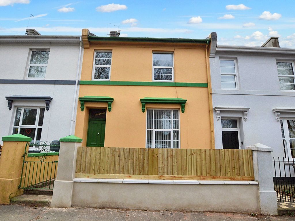 3 bed terraced house for sale in St Margarets Road, St Marychurch