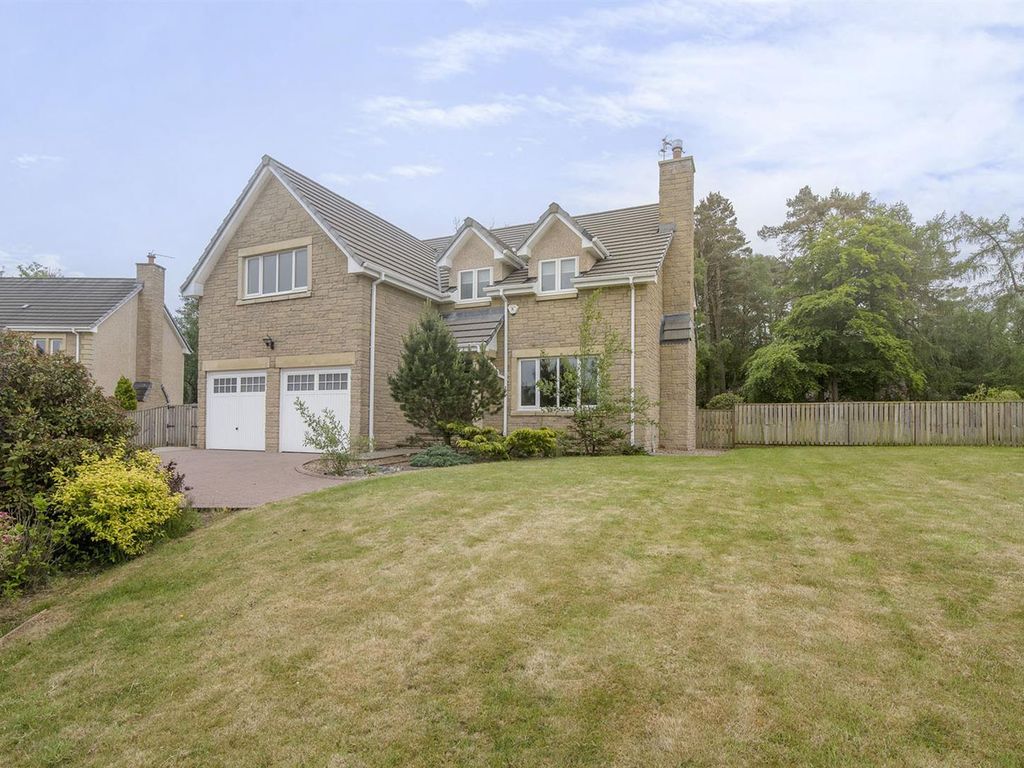 4 bed detached house for sale in Dollarbeg Park, Dollar FK14 Zoopla