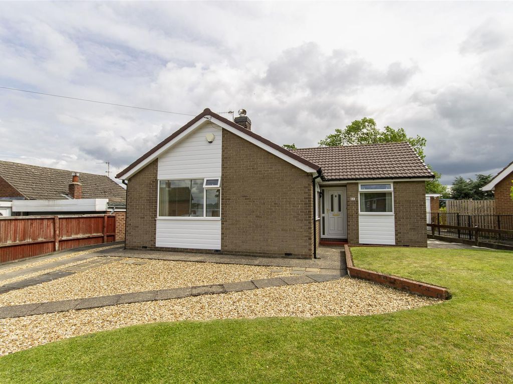 3 bed detached bungalow for sale in Cuttholme Road, Loundsley Green
