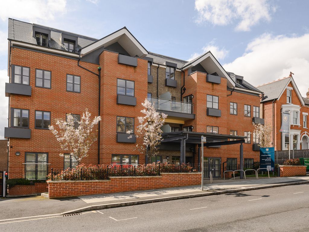 2 bed flat for sale in Ridgmount Apartments, Darlaston Road, Wimbledon