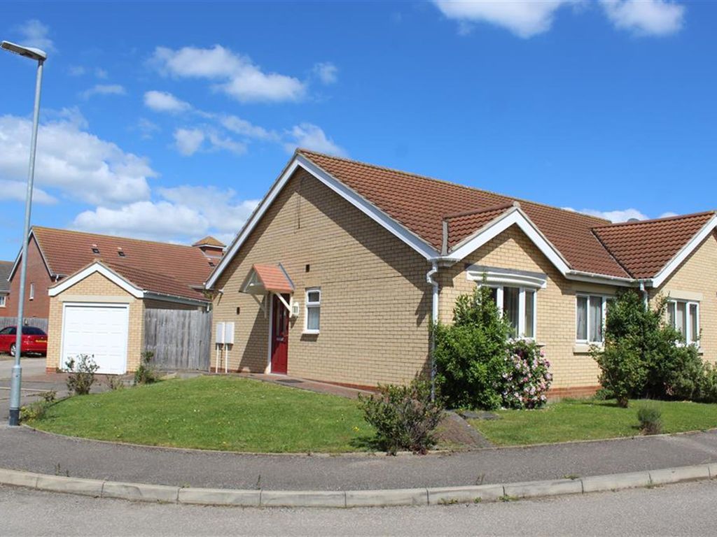 2 bed semidetached bungalow for sale in Buckminster Drive, Skegness