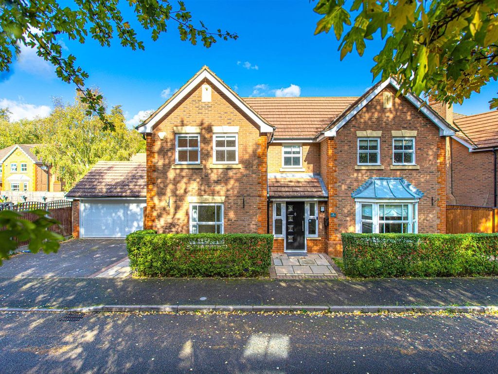 4 bed detached house for sale in Forest Glade, Kettering NN16 Zoopla