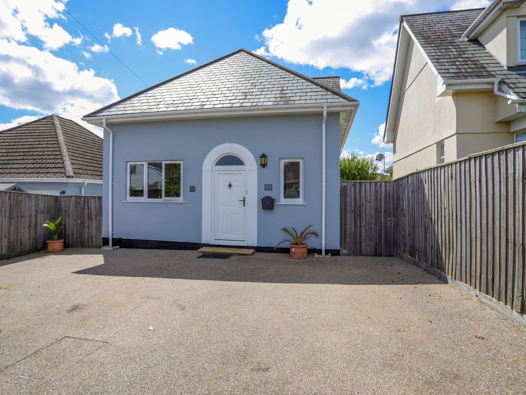 3 bed detached house for sale in Summerhill Road, Liverton, Newton