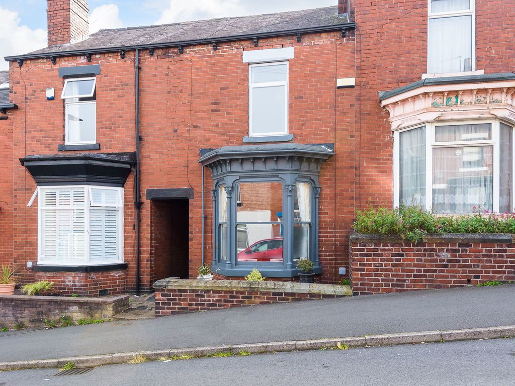3 bed terraced house for sale in Pinner Road, Sheffield S11, £325,000