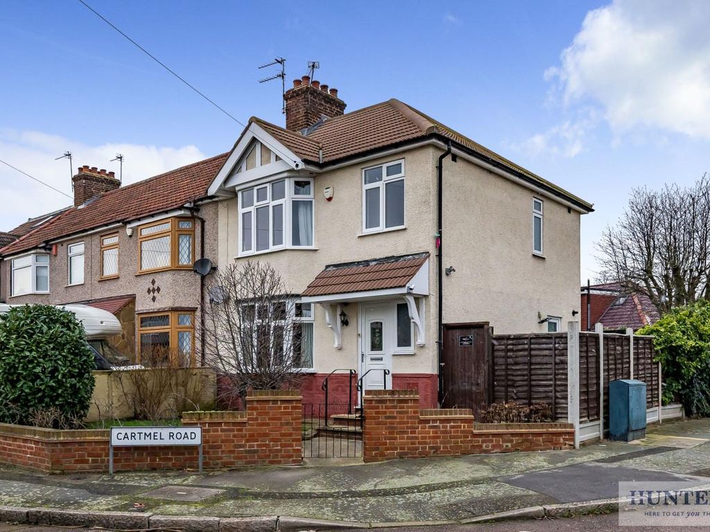 3 bed end terrace house for sale in Cartmel Road, Bexleyheath DA7, £