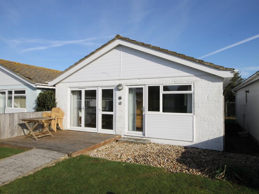 3 bed detached bungalow for sale in West Bay Club, Norton, Yarmouth