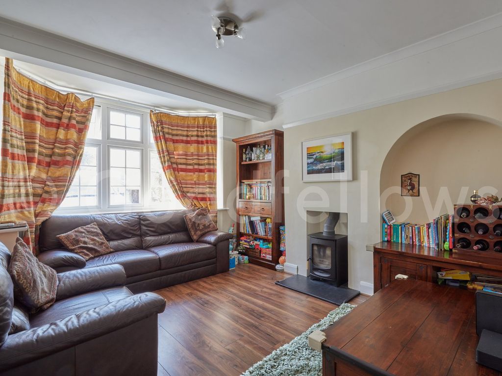 3 bed terraced house to rent in Lynmouth Avenue, Morden SM4 Zoopla