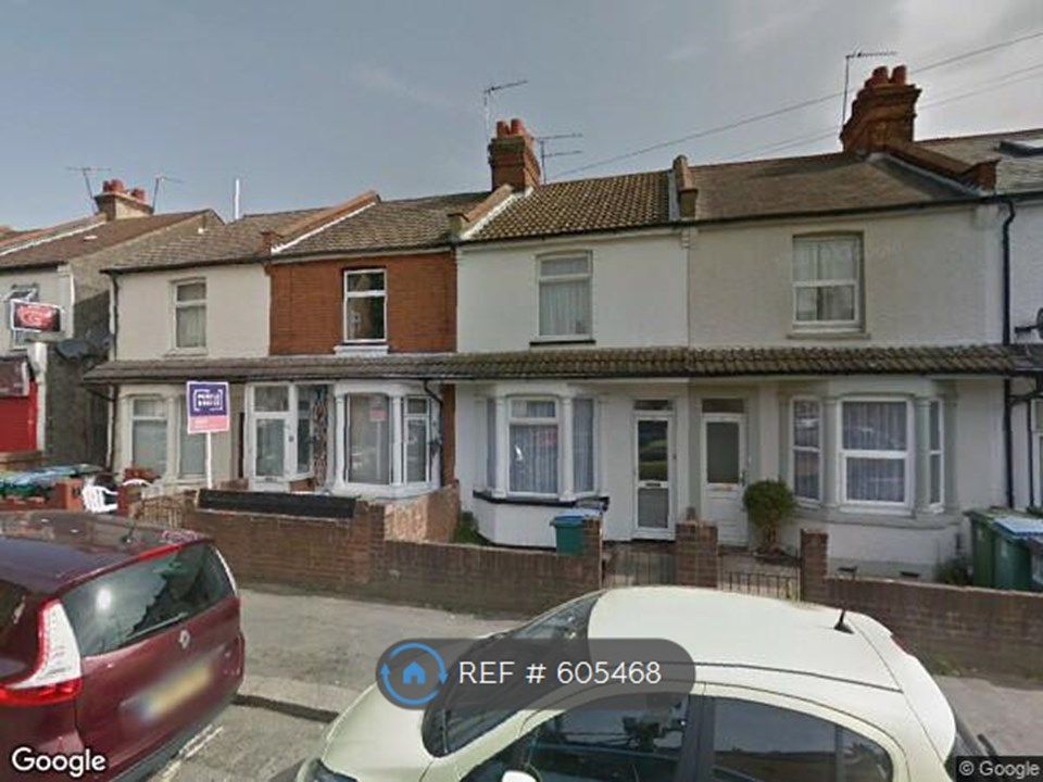 3 bed terraced house to rent in Queens Avenue, Watford WD18 Zoopla