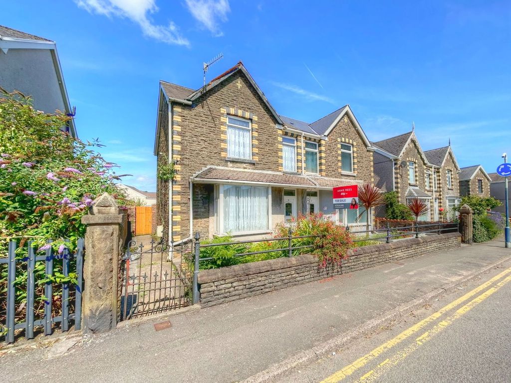 3 bed semidetached house for sale in Vardre Road, Clydach, Swansea SA6