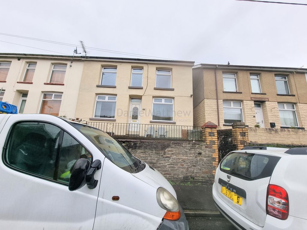 3 bed semidetached house for sale in Sunnyside, Ogmore Vale, Bridgend