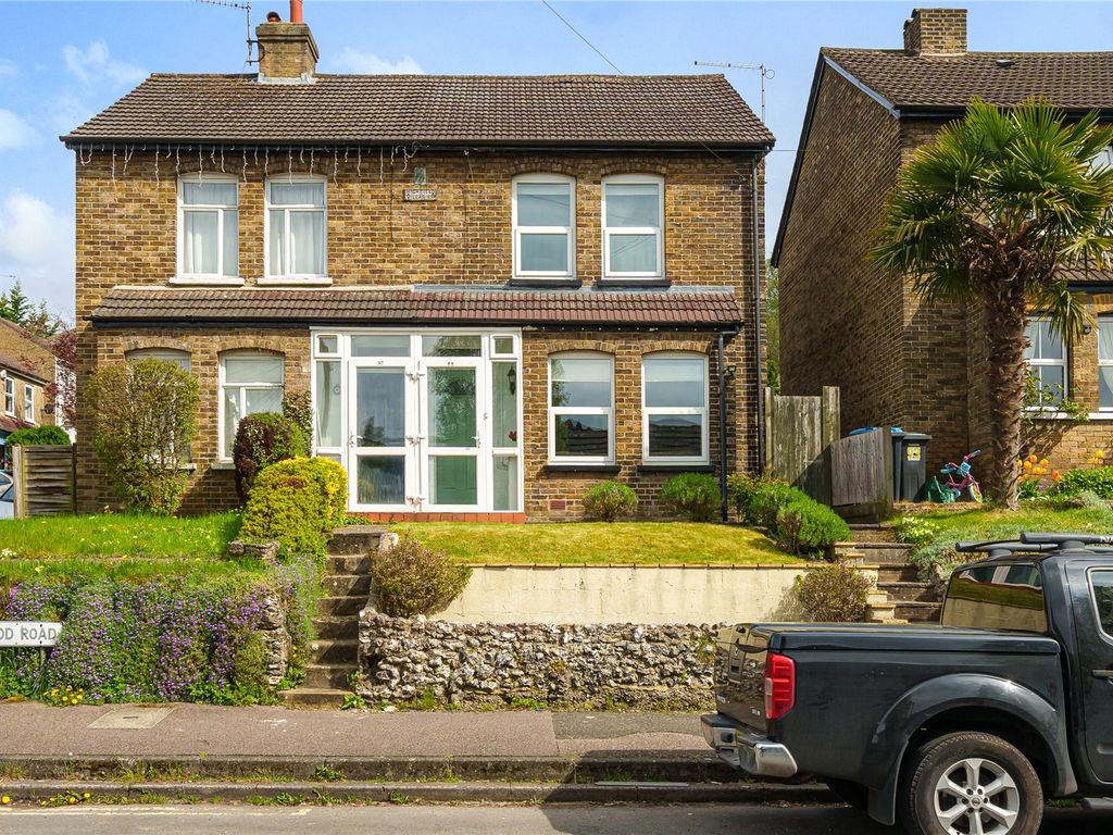 3 bed semidetached house for sale in Beechwood Road, Caterham, Surrey