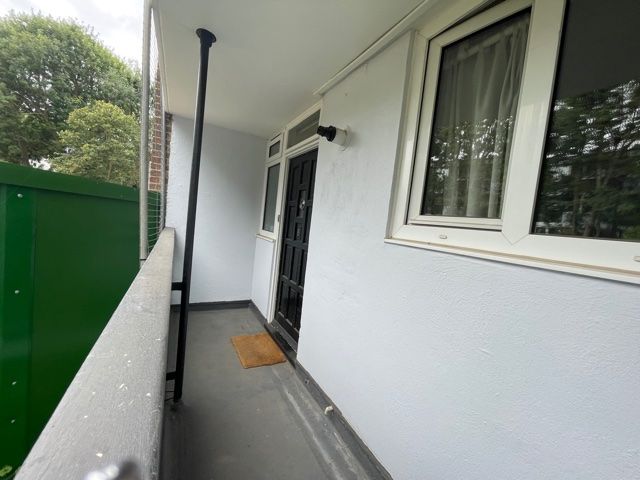 Sprewell House, Lytton Grove, Putney SW15  