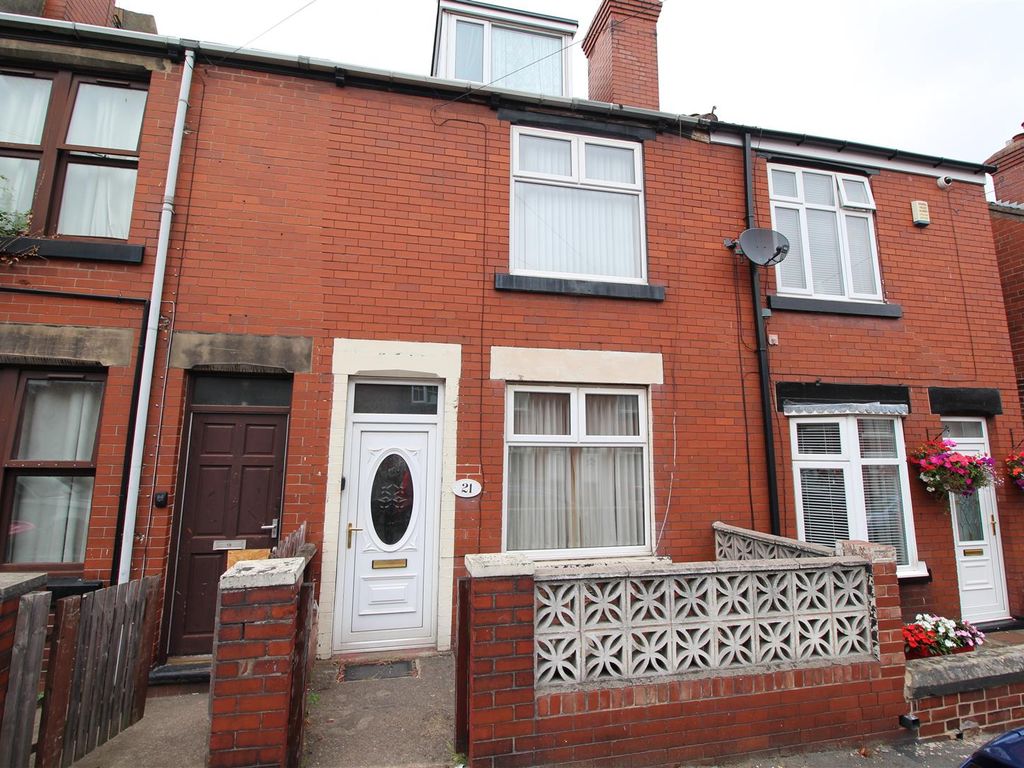 3 bed terraced house to rent in Hollowgate Avenue, WathUponDearne