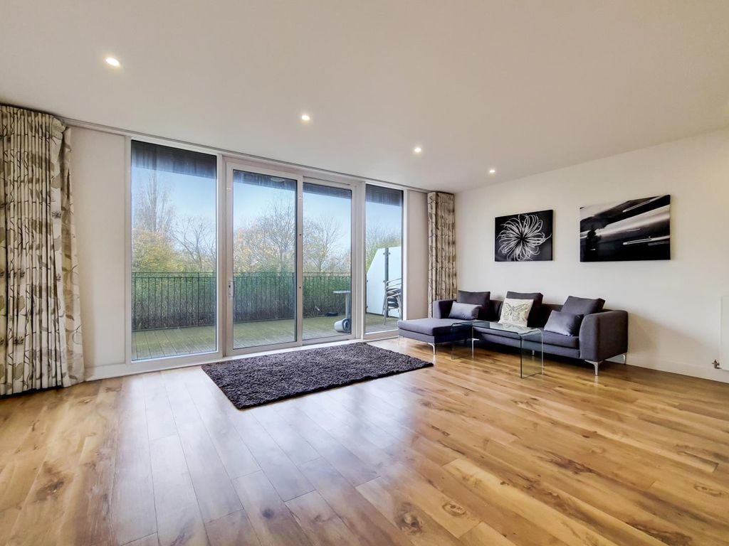 2 bed flat for sale in Johnson Court, Kidbrooke SE9 Zoopla