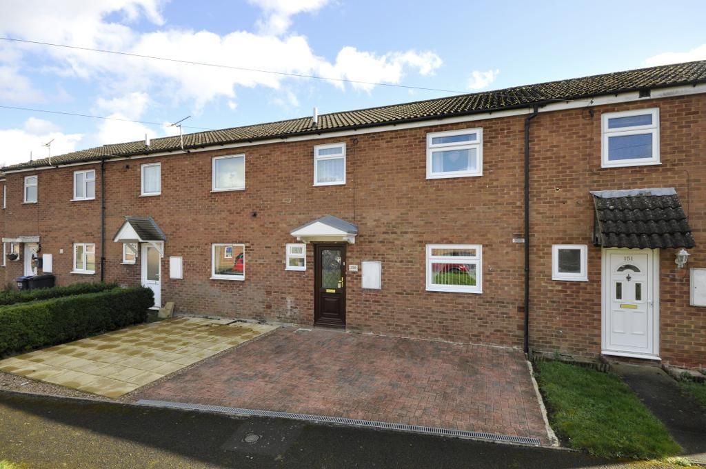 3 bed terraced house for sale in waiblingen way, devizes, wiltshire sn10