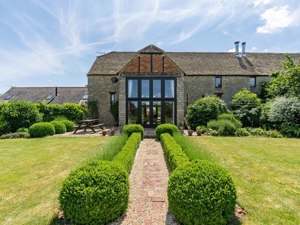 4 bed barn conversion to rent in Eynsham, Witney OX29 Zoopla
