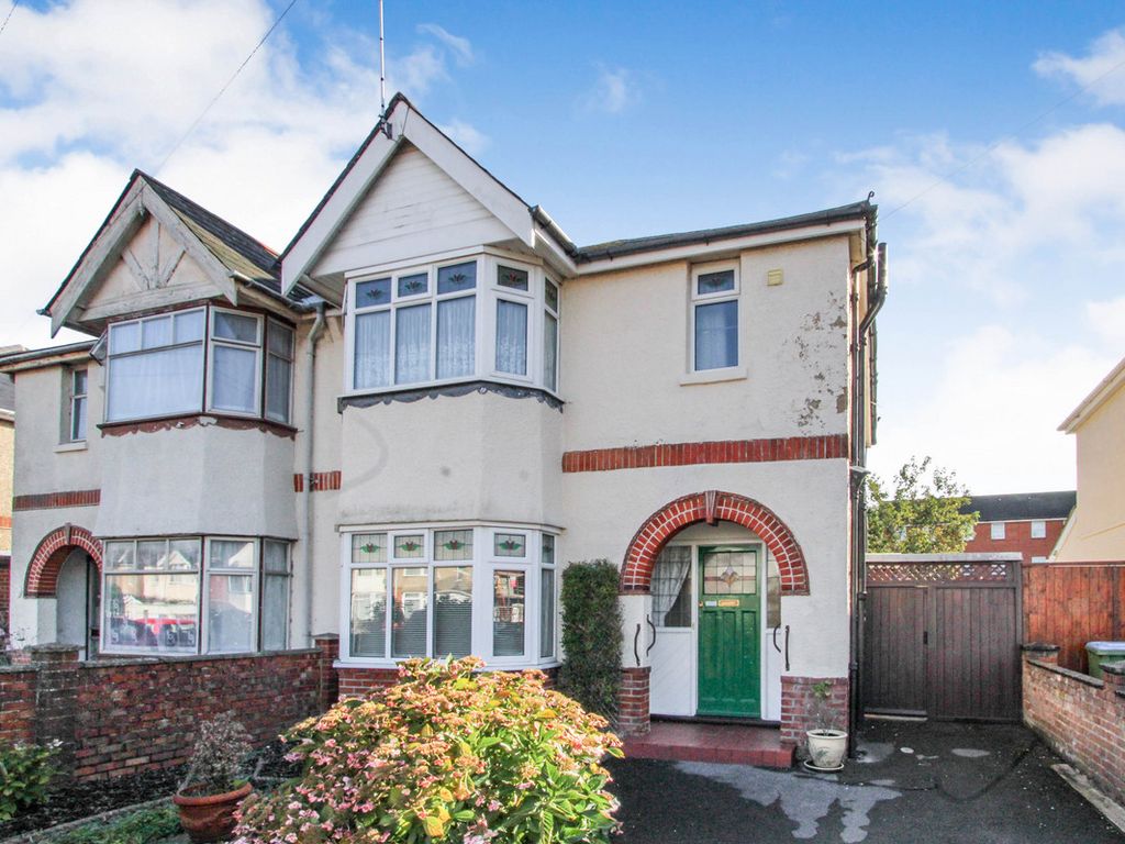 3 bed semidetached house for sale in King Avenue, Southampton